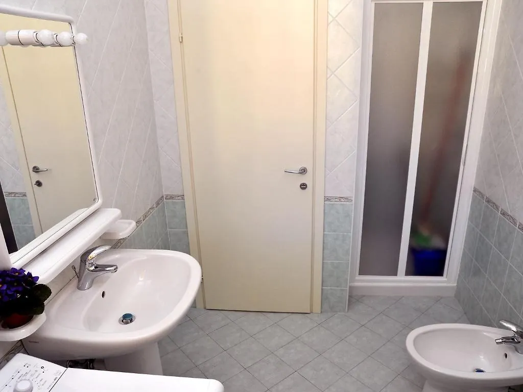 度假居 Residence Mediterraneo 利多尔德纳西奥尼