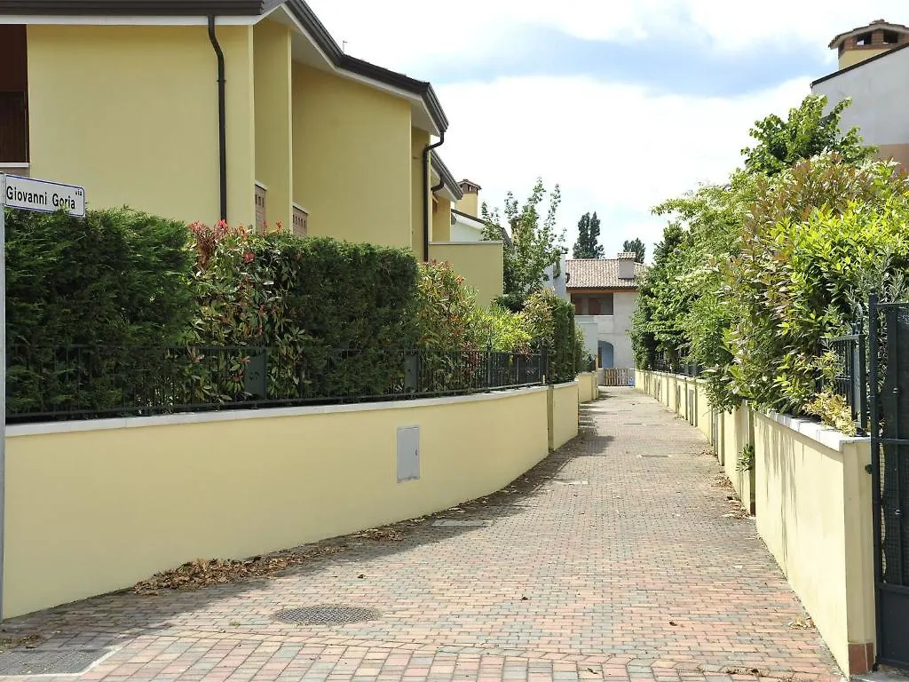 Residence Mediterraneo Lido delle Nazioni 0*,